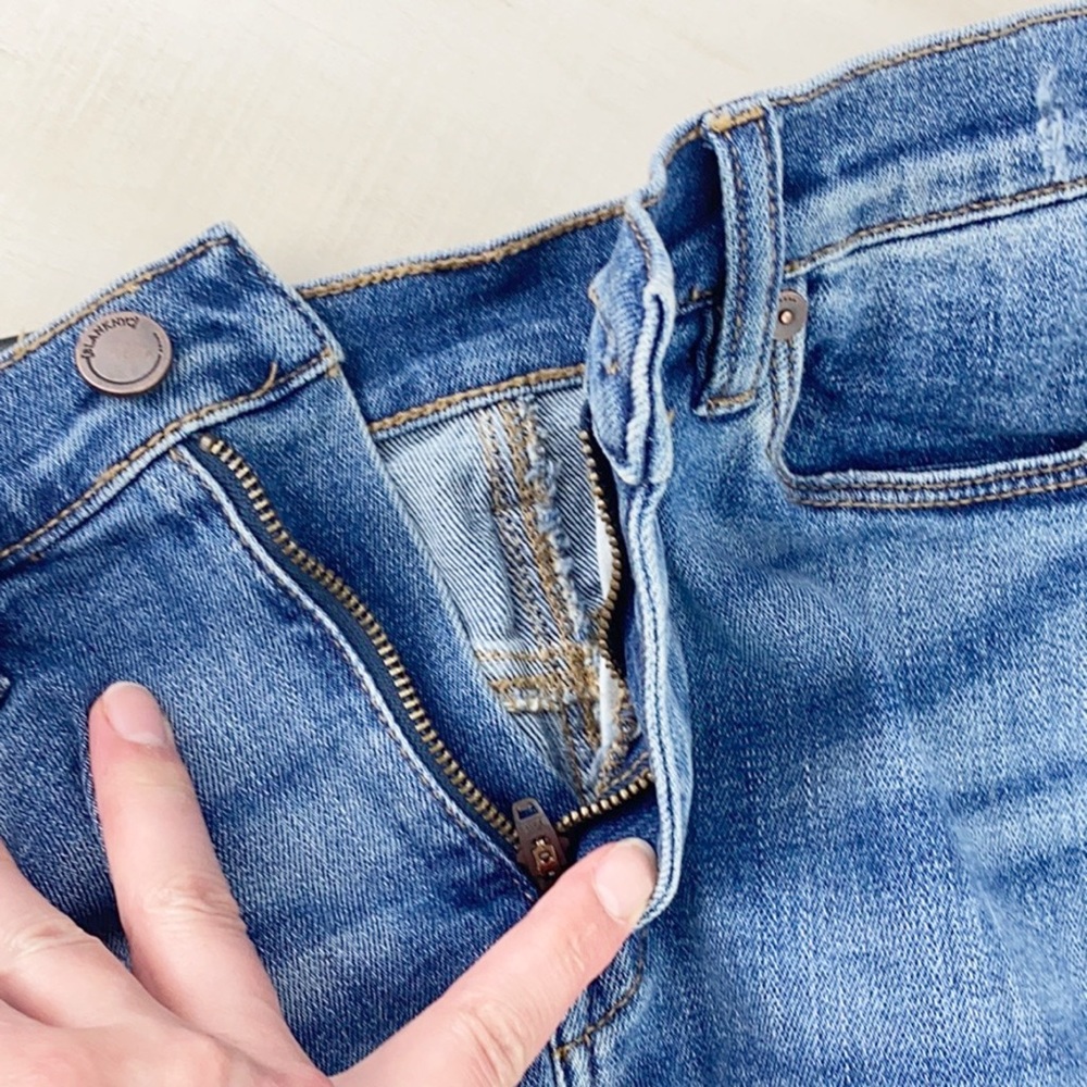 Blank NYC Way Back When Denim Skirt Raw Hem - Picture 4 of 13